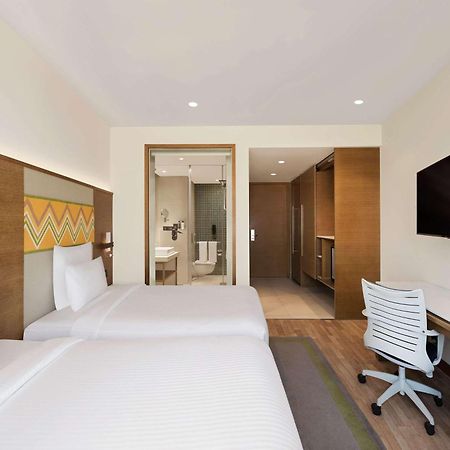 Novotel Guwahati Gs Road Kültér fotó