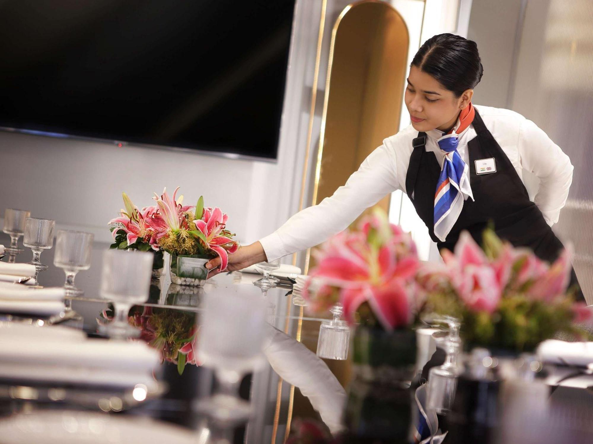 Novotel Guwahati Gs Road Kültér fotó